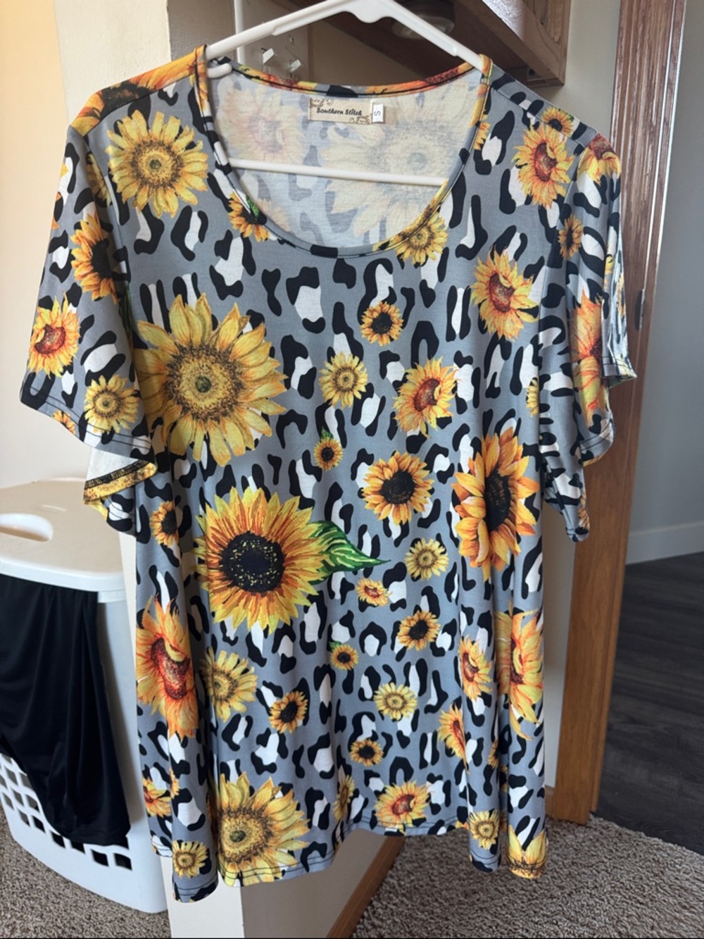 Sunflower Print Short Sleeve Top - Gray & Yellow